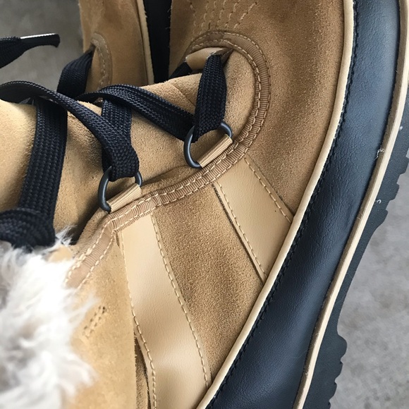 Like NEW Sorel Winter Boots - Picture 6 of 8